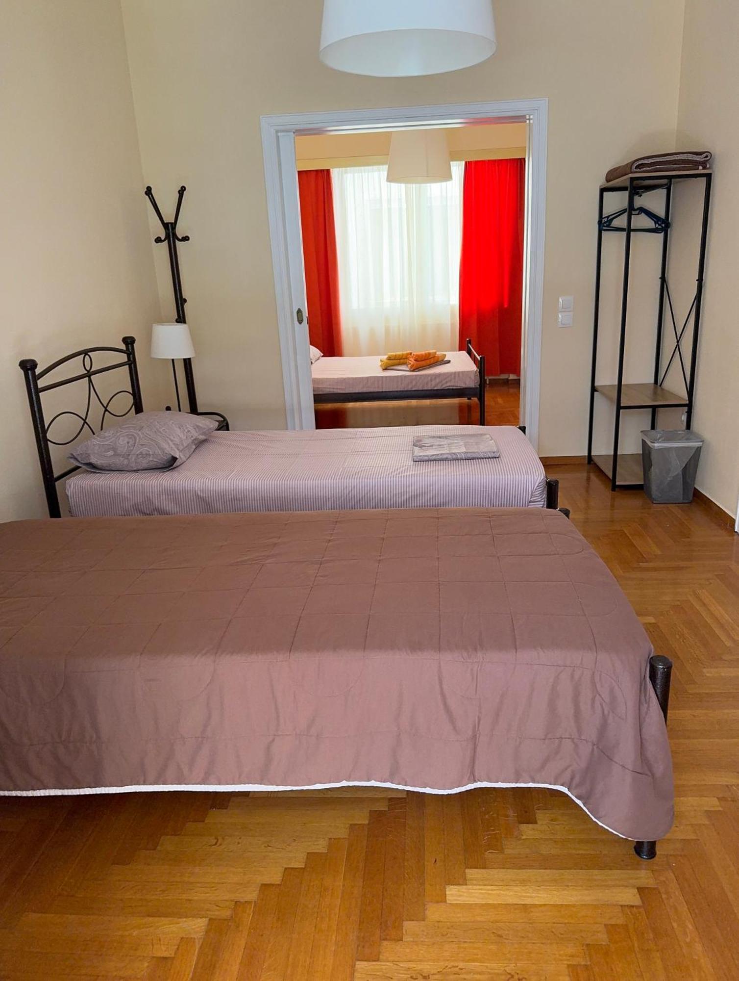 Petaluda House 5 Bed and Breakfast Athen Eksteriør billede